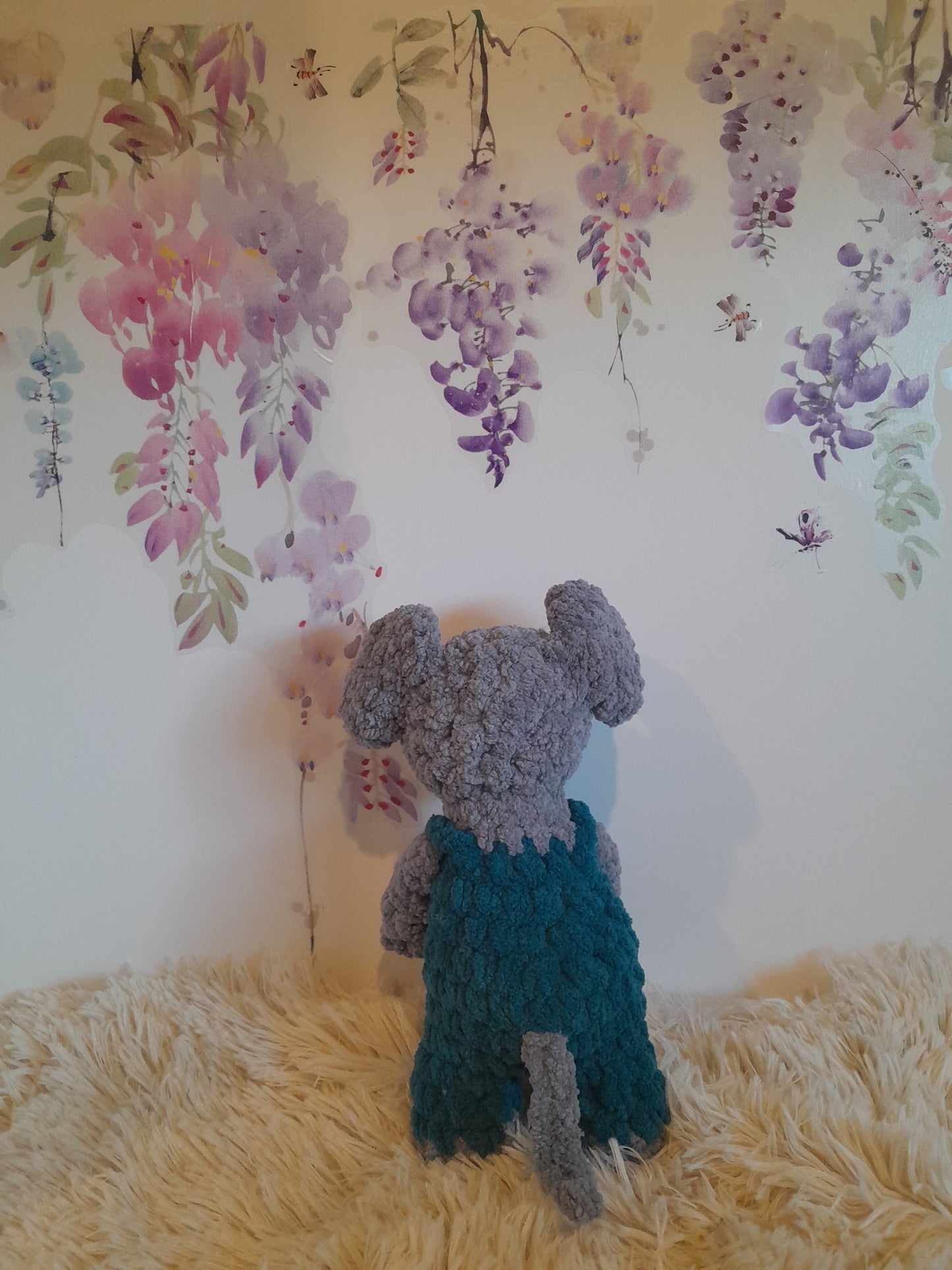 Nibbles the country mouse