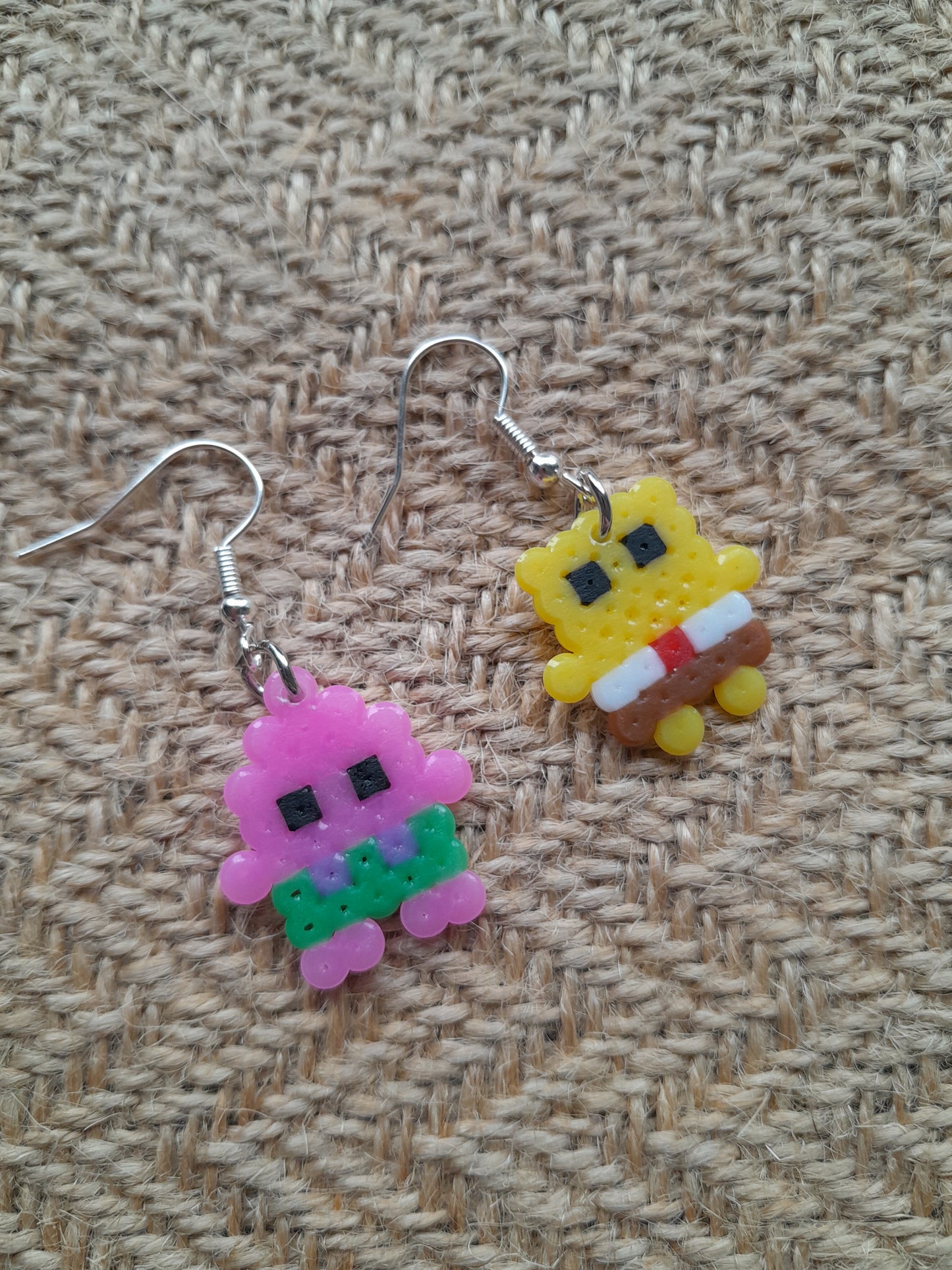 Spongebob & Patrick earrings