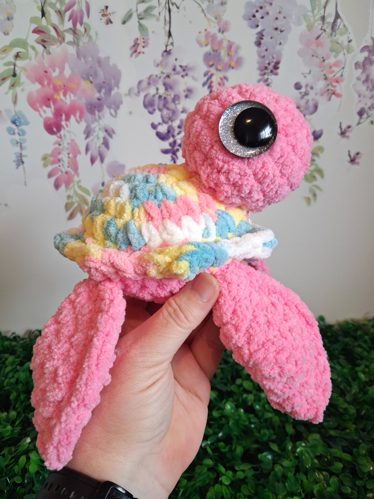 Sea turtle - Pink/blue/white/yellow