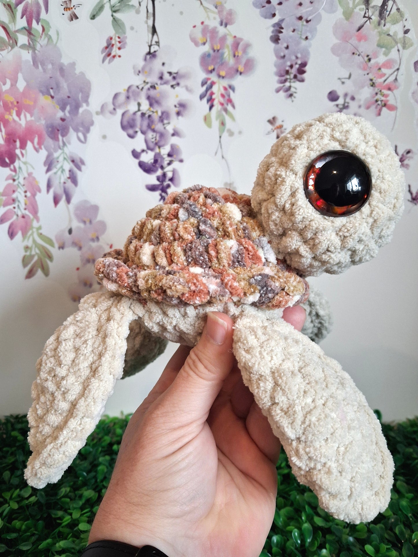 Sea turtle - natural